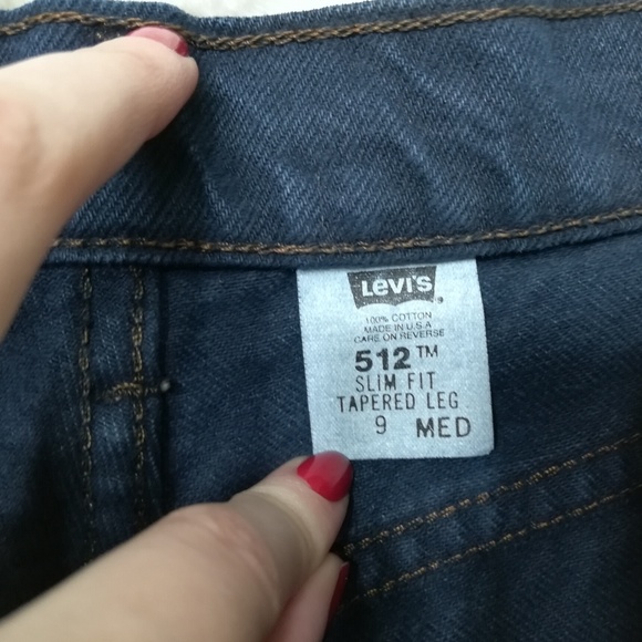 Vintage Dark Blue Slim Fit Tapered Levi's Jeans - Picture 7 of 8